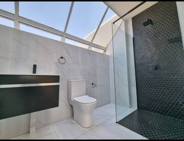 3 BEDROOM HOUSE FOR SALE IN GLENVISTA